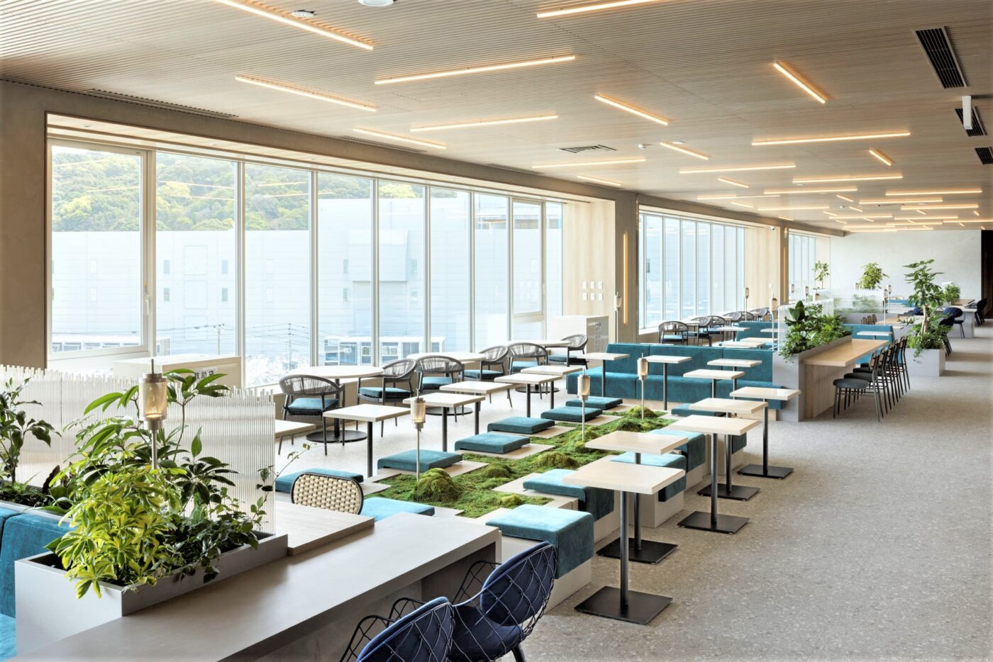 ソニー長崎TEC 食堂＆コミュニティー空間のテーブル天板イメージ1